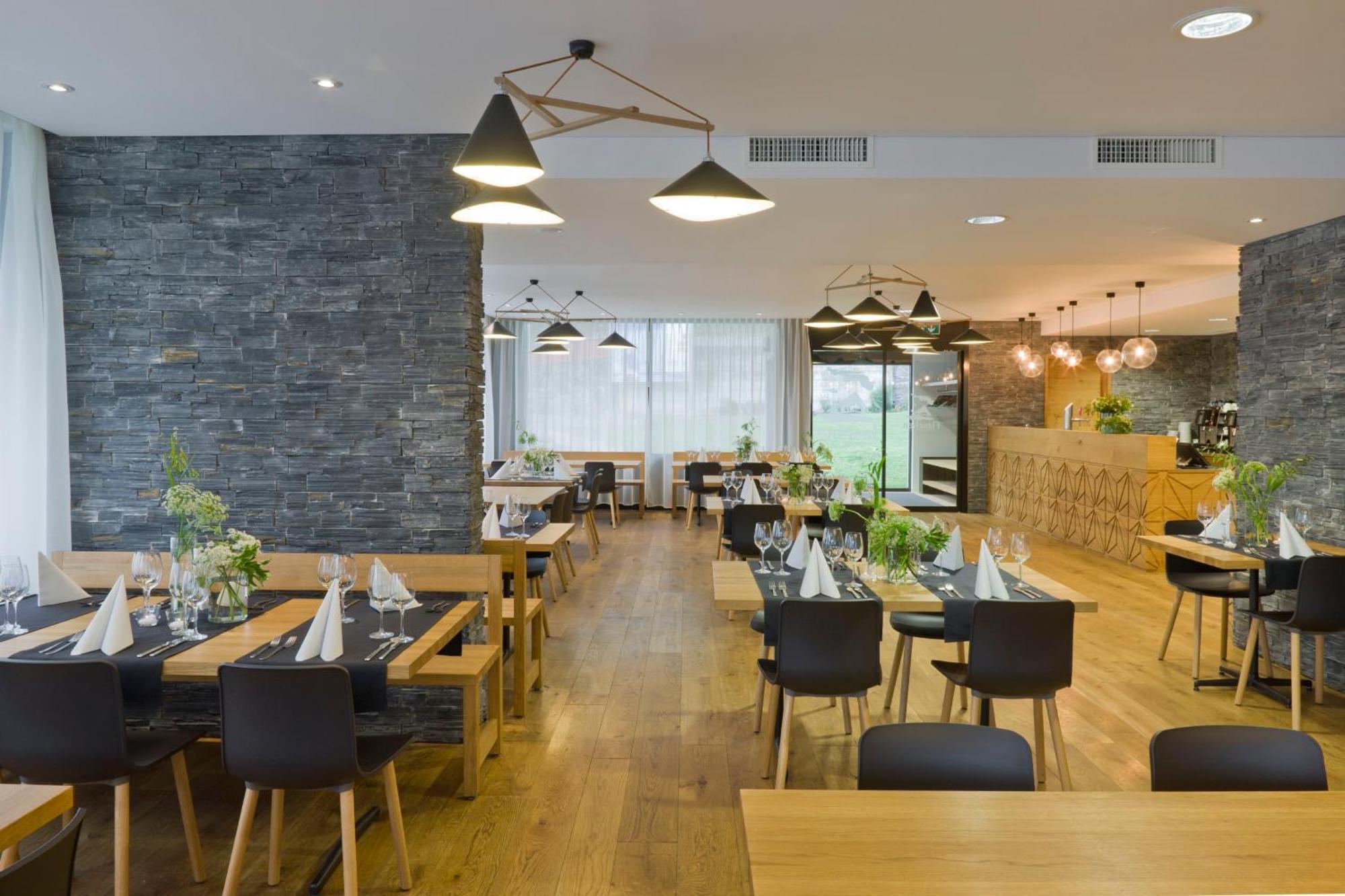 Hotel Restaurant Flaschen 阿尔宾内 外观 照片